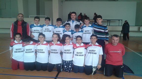 Badminton Anadolu Yıldızlar Liginde İlimizi İl Dışında İlçemizin Okulu Mehmet Adil İkiz O.O. Kız ve Erkek Sporcuları Temsil Edecek