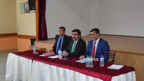 İlçe Milli Eğitim Müdürümüz Sayın Mehmet KILINÇ Başkanlığında TEOG Bilgilendirme Toplantısı Yapıldı.